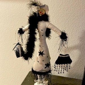 EUC classy snow lady.